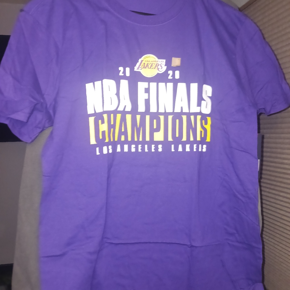 LAKERS NBA CHAMPIONS T-SHIRT